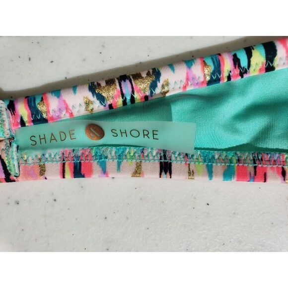 Women's Bikini Top Swimwear Halter Style Molded Cup Swim Top Medium NWOT - Picture 7 of 7